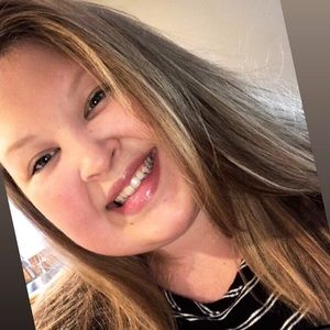 Meet your Posher, Hailee